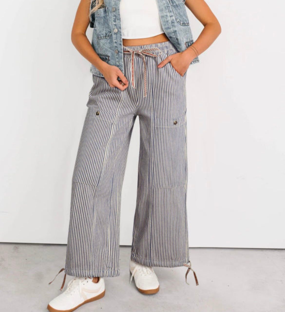 #837 Khaki Stripe Loose Jeans