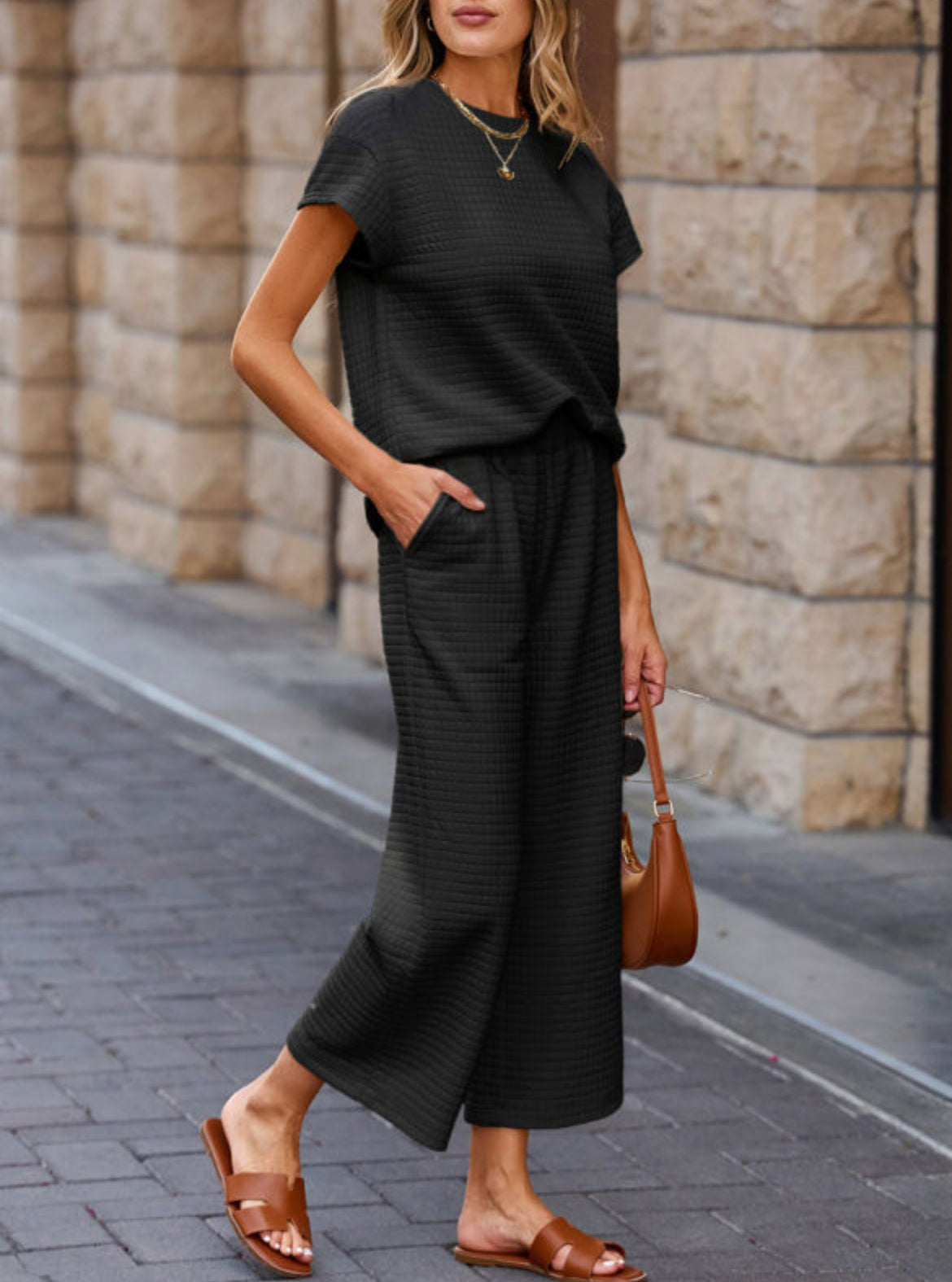 #354 Black Solid Color Textured Short Sleeve Top and Casual Pants Set