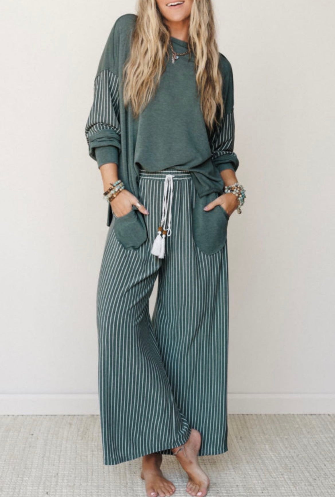 #1079 Green Raw Seam Long Sleeve Top and Casual Pants Set