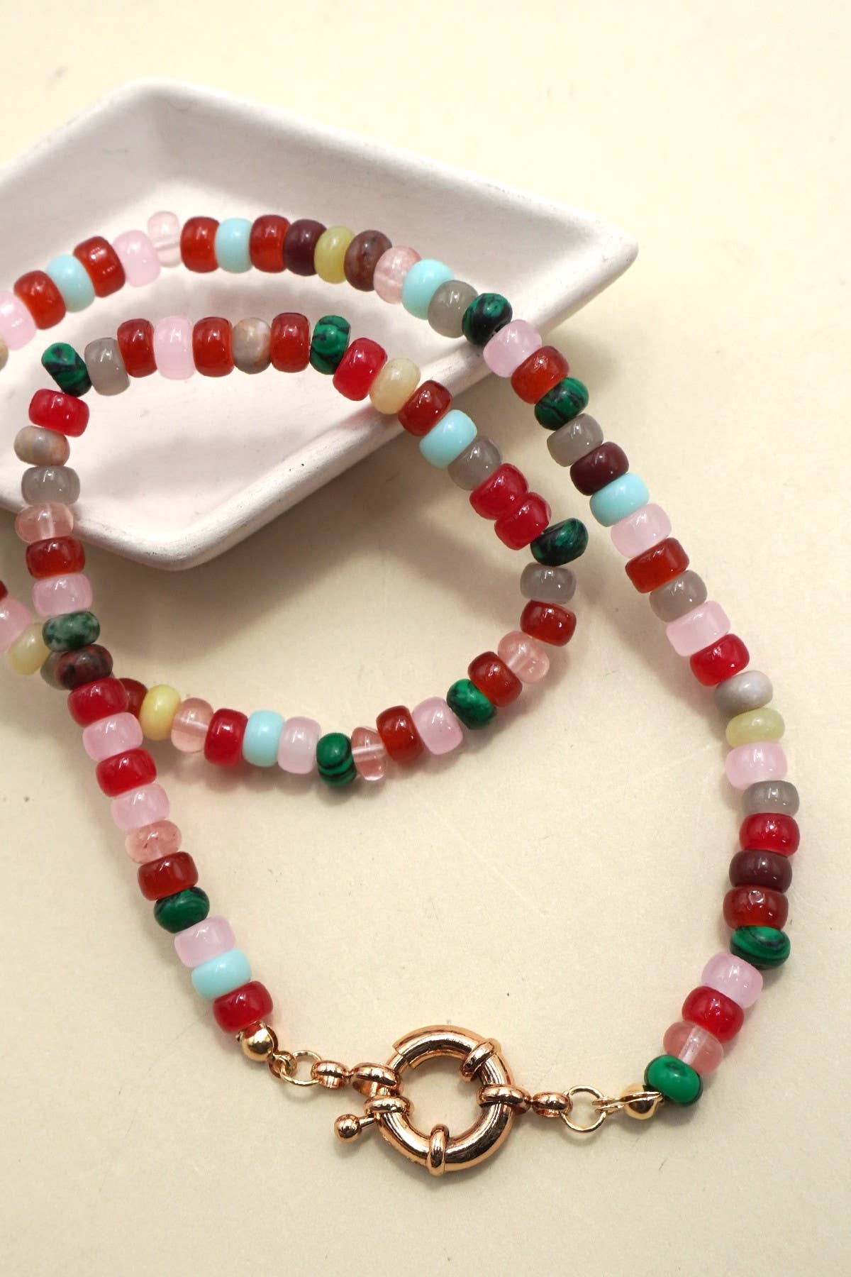 NATURAL STONE CHARM  SPRING CLASP BEADED NECKLACE | 40NK9467