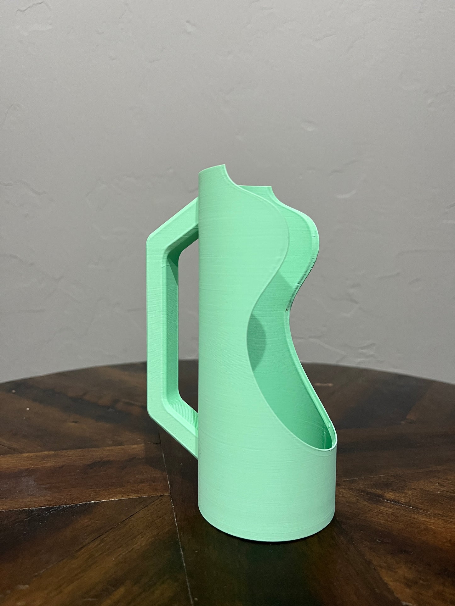 #538 12oz Slim Can Holder