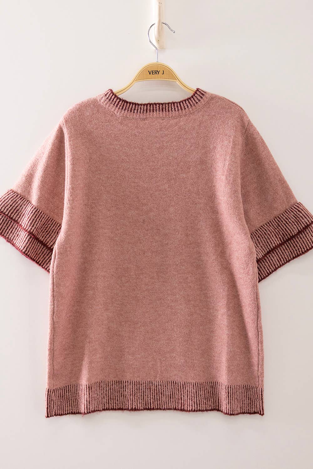 #1118 Short Sleeve Contrast Detail Sweater