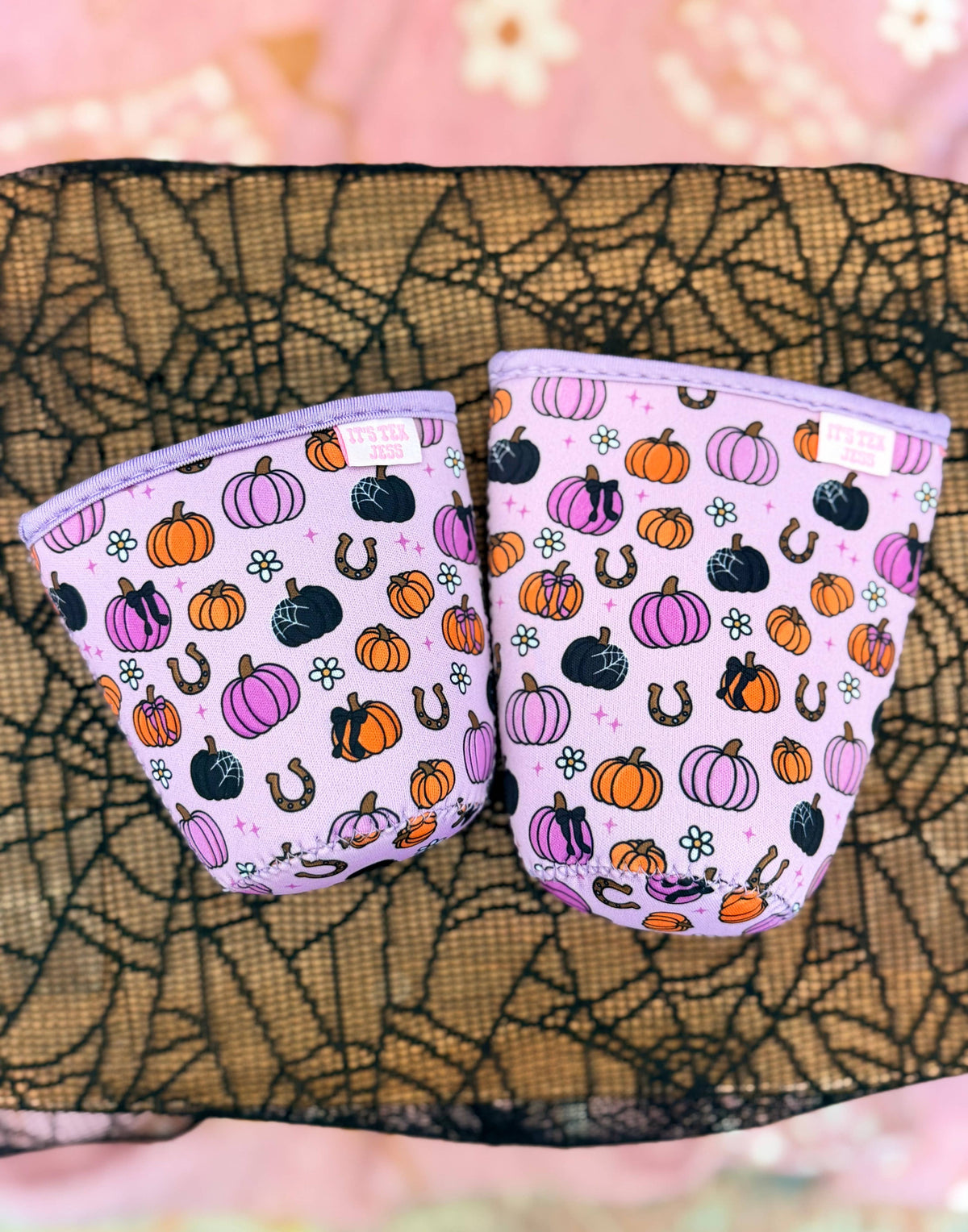 #1128 Iced Coffee Sleeve -Spooky Pumpkins