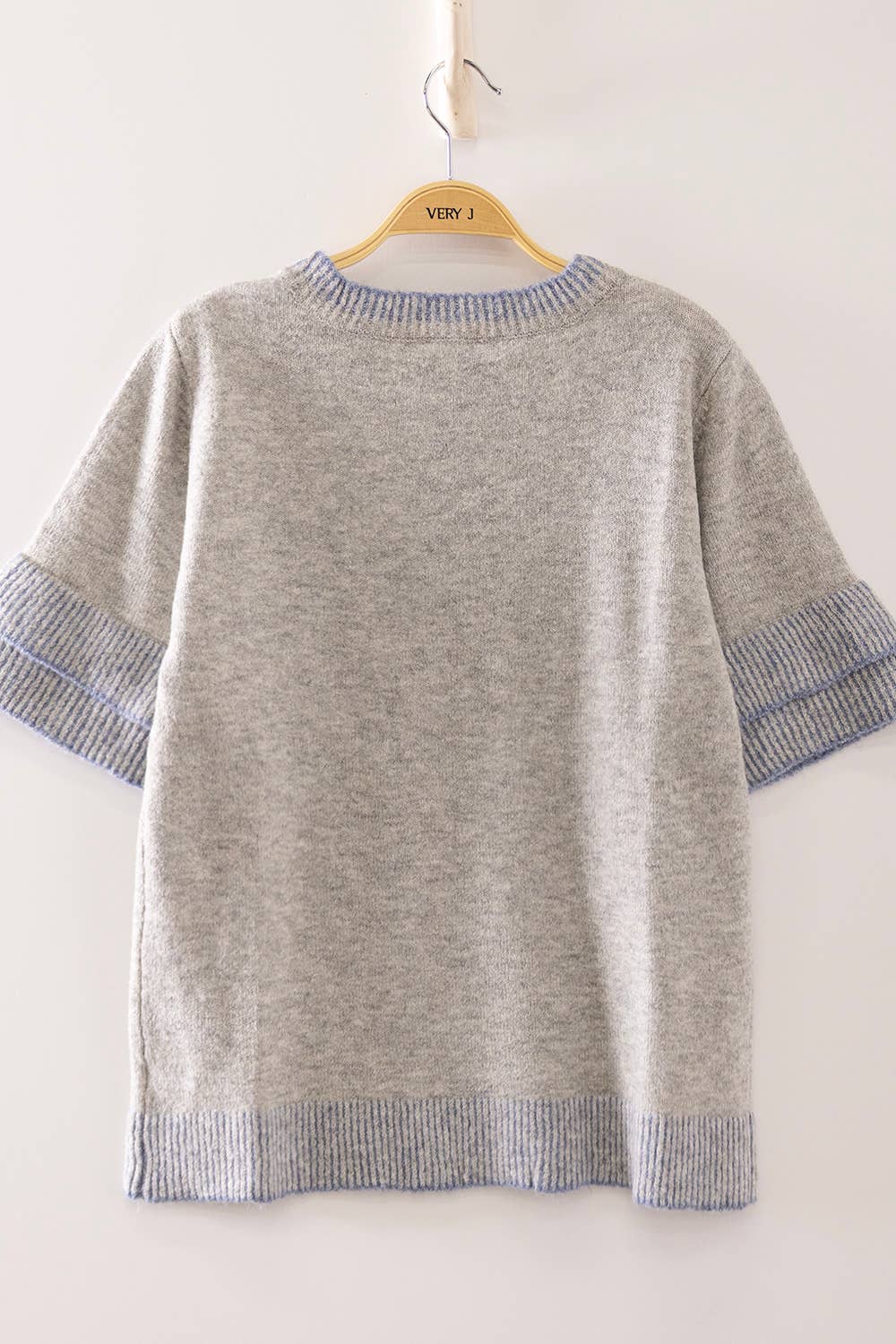 #1118 Short Sleeve Contrast Detail Sweater