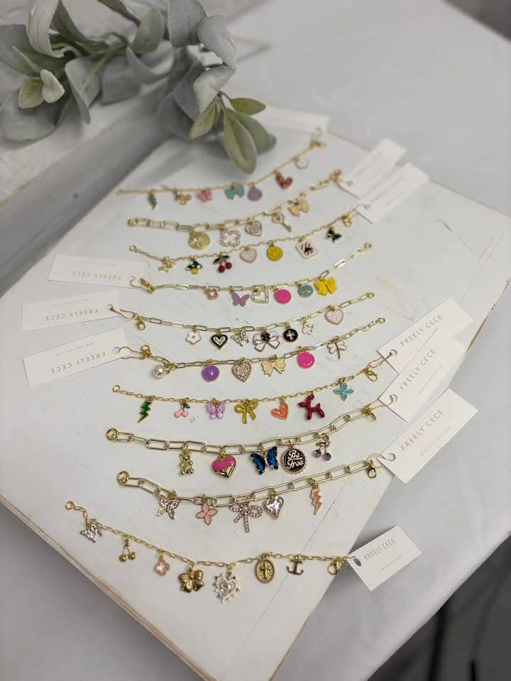 #1109 Trendy Gold Everyday Charm Bracelet