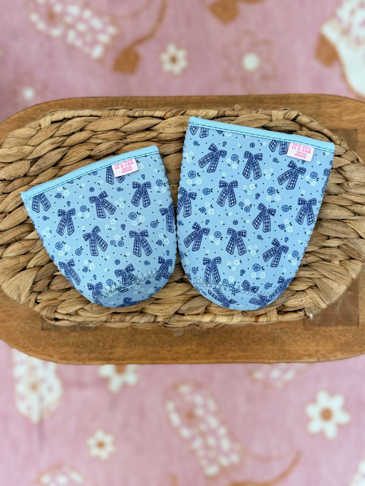 #1125  Iced Coffee Sleeve - Blue Gingham Bows