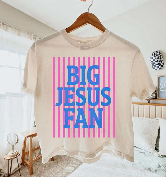 #909 Big Jesus Fan Tee