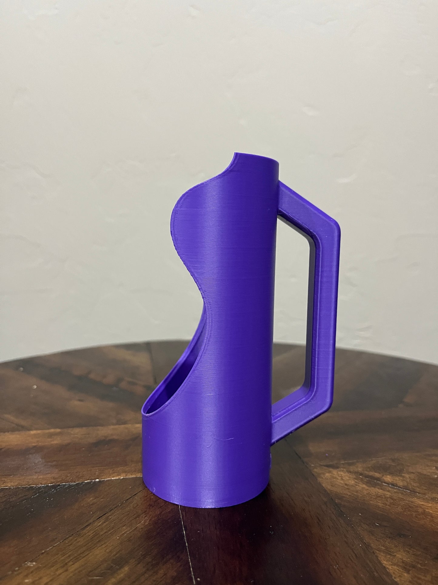 #538 12oz Slim Can Holder