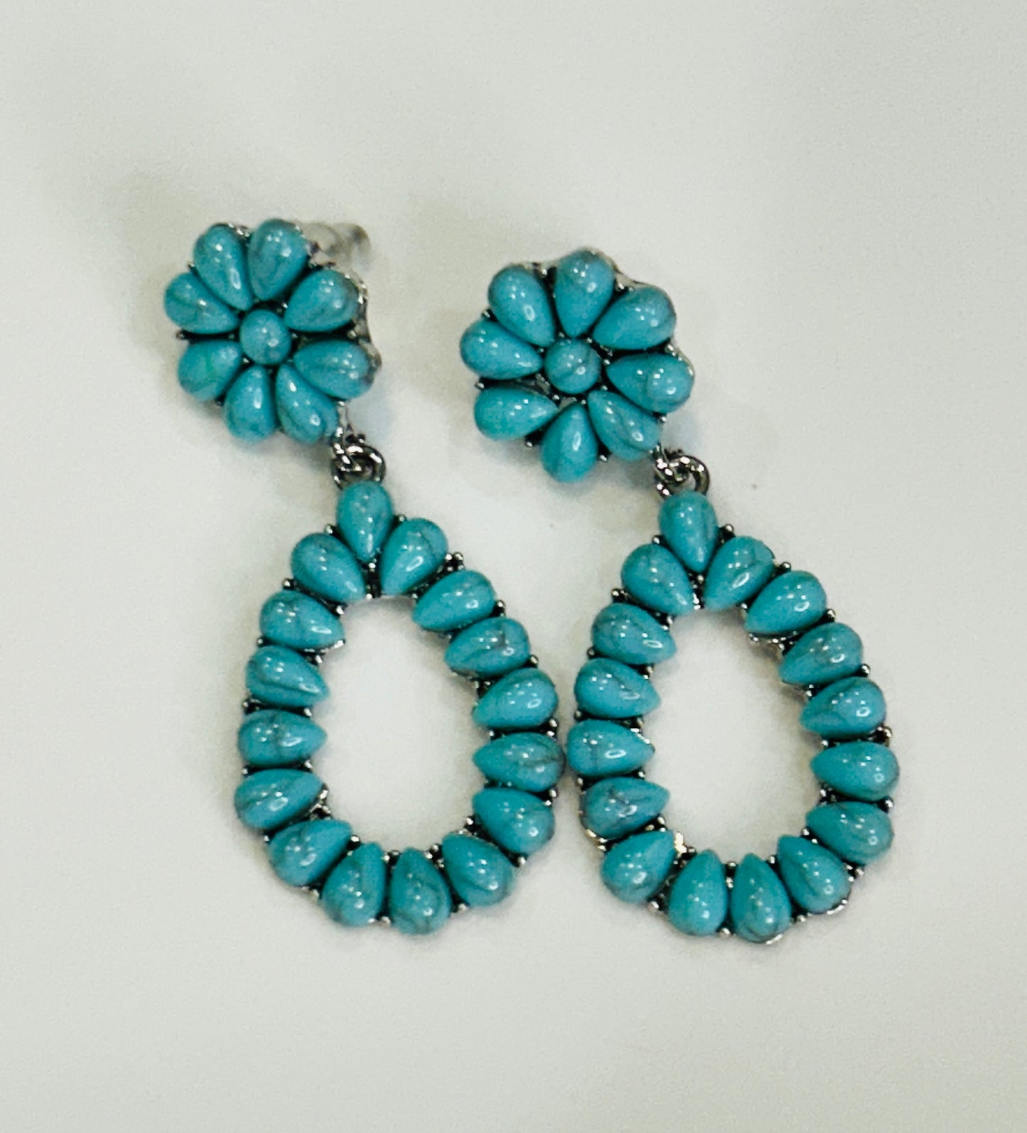 #452 Western dangle earrings