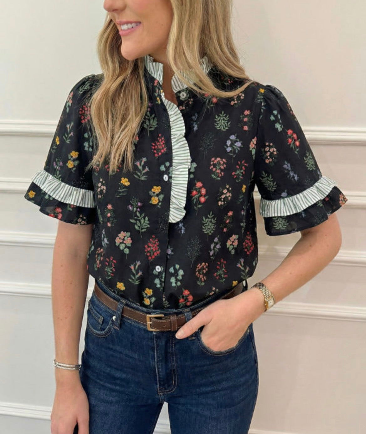 #846 Black Frilled Short Sleeve Floral Shirt