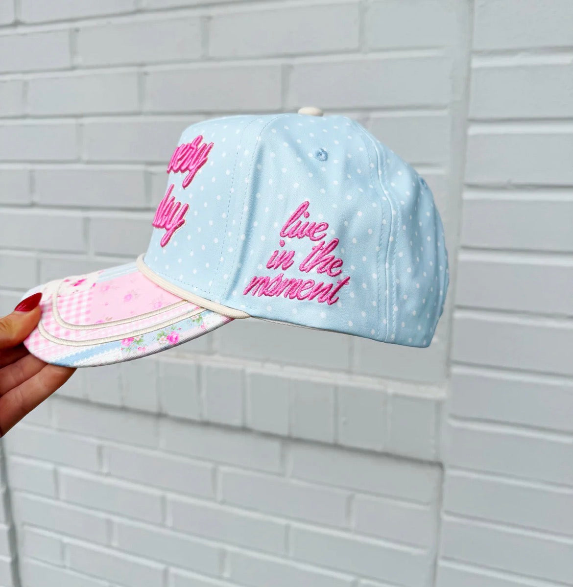#853 It's A Very Good Day Hat