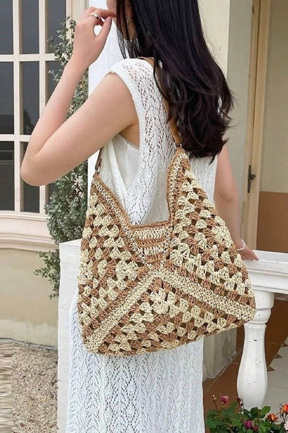#871 VINTAGE WOVEN STRAW CROCHET BUCKET SHOULDER BAG