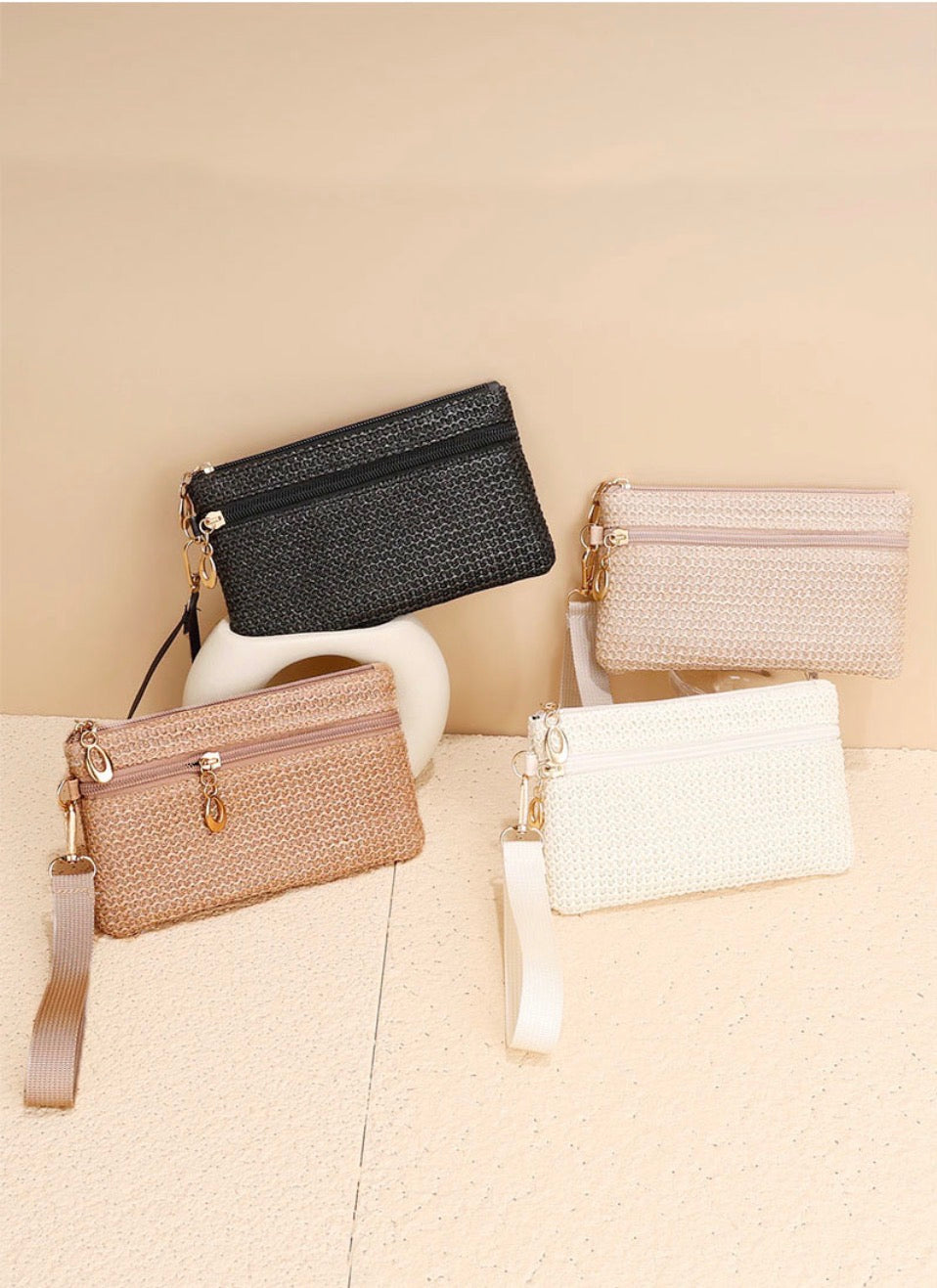 #872 BOHO WOVEN STRAW WRISTLET WALLET BAG