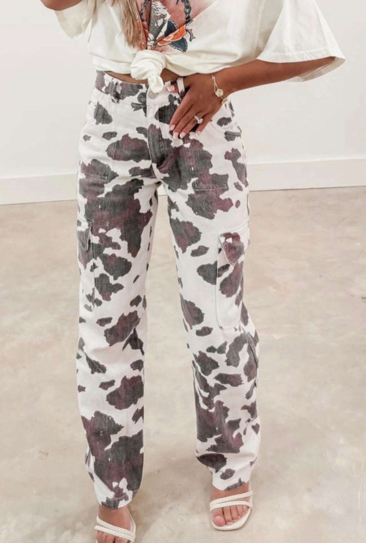 #986 Cow Printed Jeans