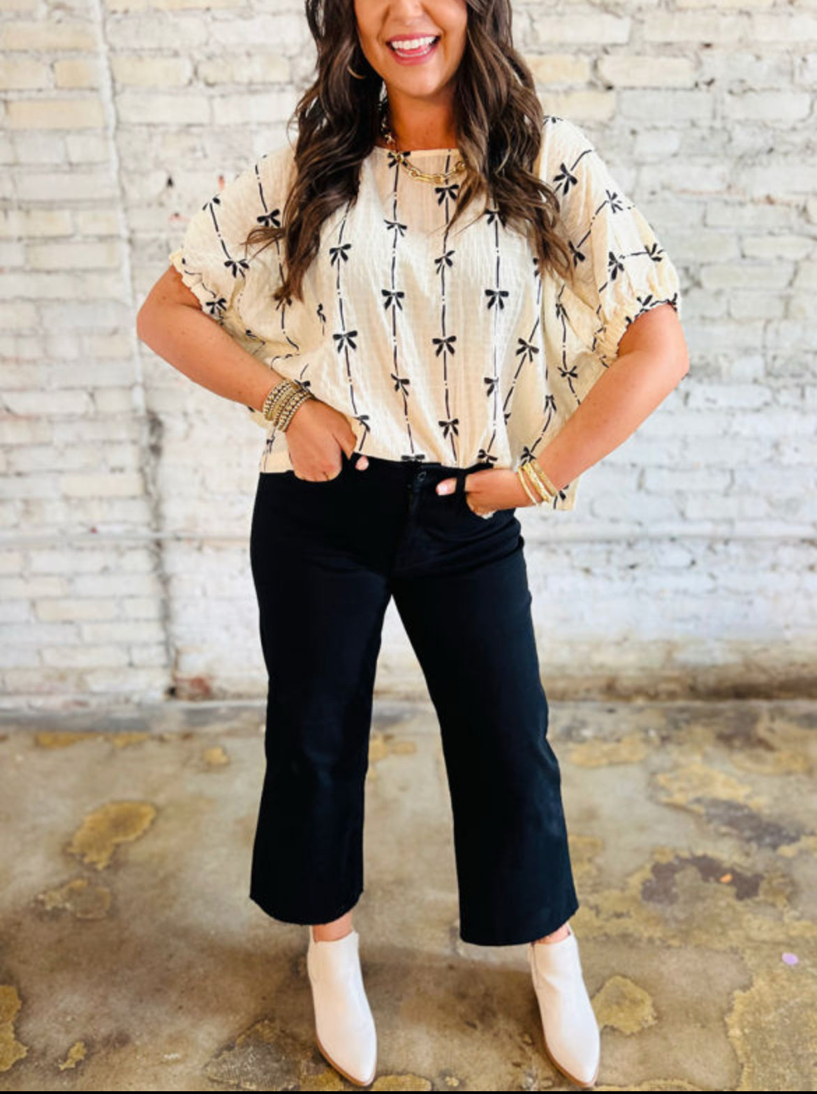 #344 Bow Print Puff Short Sleeve Top