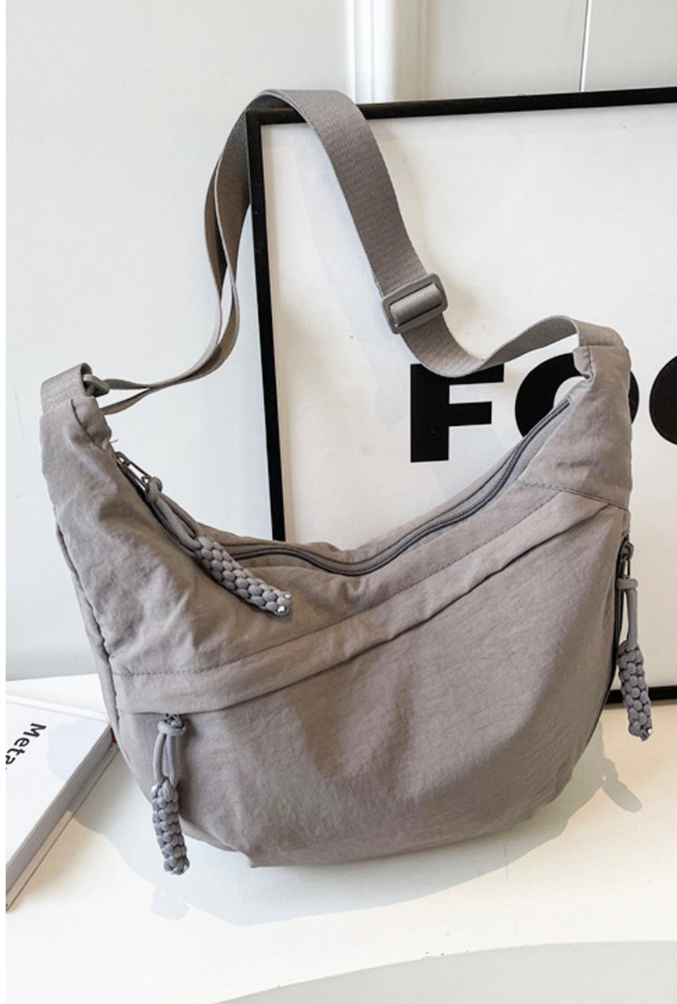 #1097 Large Crescent Cross Body Purse