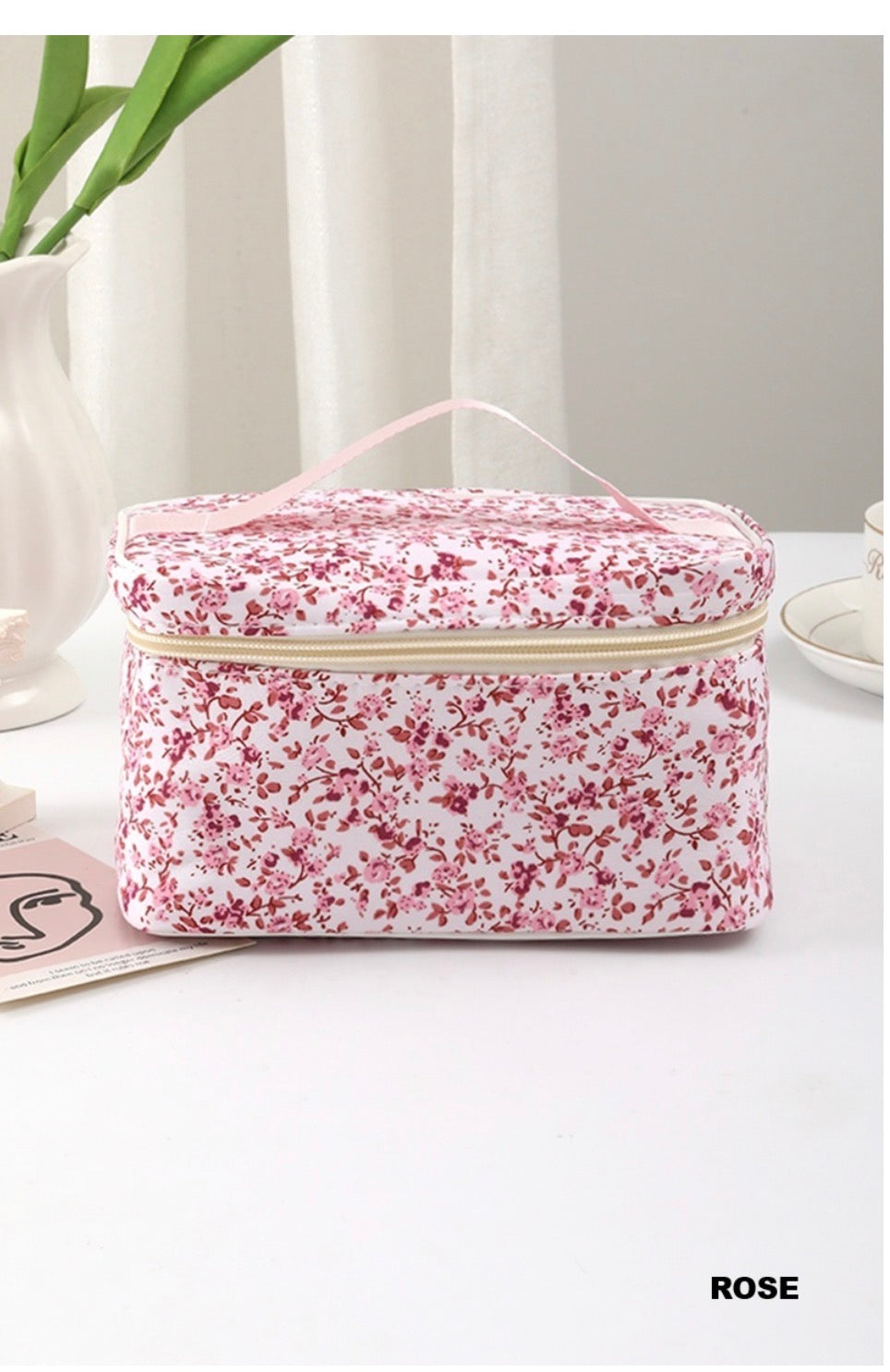 #1099 Floral Quilted Makeup Bag